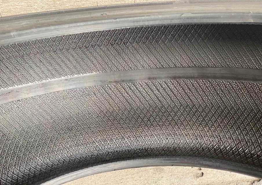 ยางรถยนต์ ปี22 245/45 R18 3