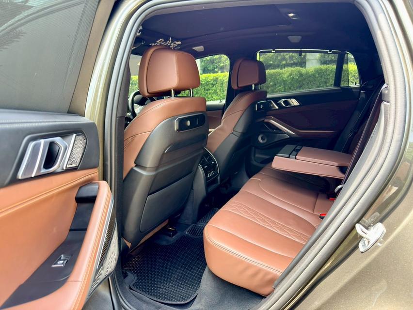 BMW X6 xDrive40i M-Sport Lci 2025 มีไฟแนนซ์เหลือเปลี่ยนสัญญาได้ รูปที่ 14