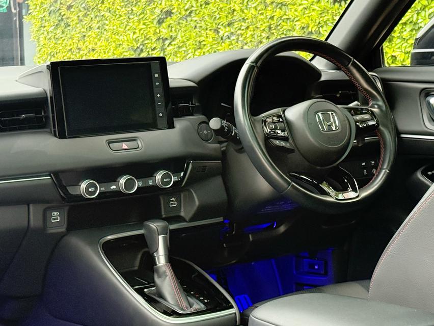 😍 2022 HONDA HRV eHEV RS 😍 รถมือเดียวออกป้ายแดง สภาพป้ายแดง วิ่งน้อยเพียง 60,000 กม รถไม่เคยมีอุบัติเหตุครับ 12