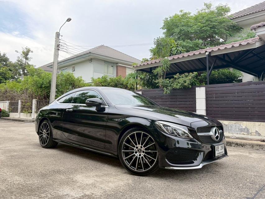 รหัสรถ AP299 🎱 Mercedes-Benz C250 Coupe AMG สีดำ เบาะแดง ปี 2018 รูปที่ 5