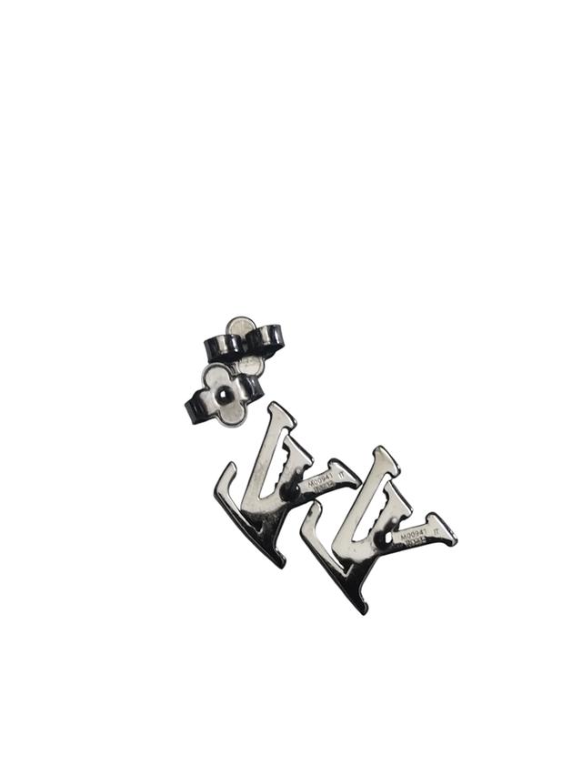LV Iconic Earrings.