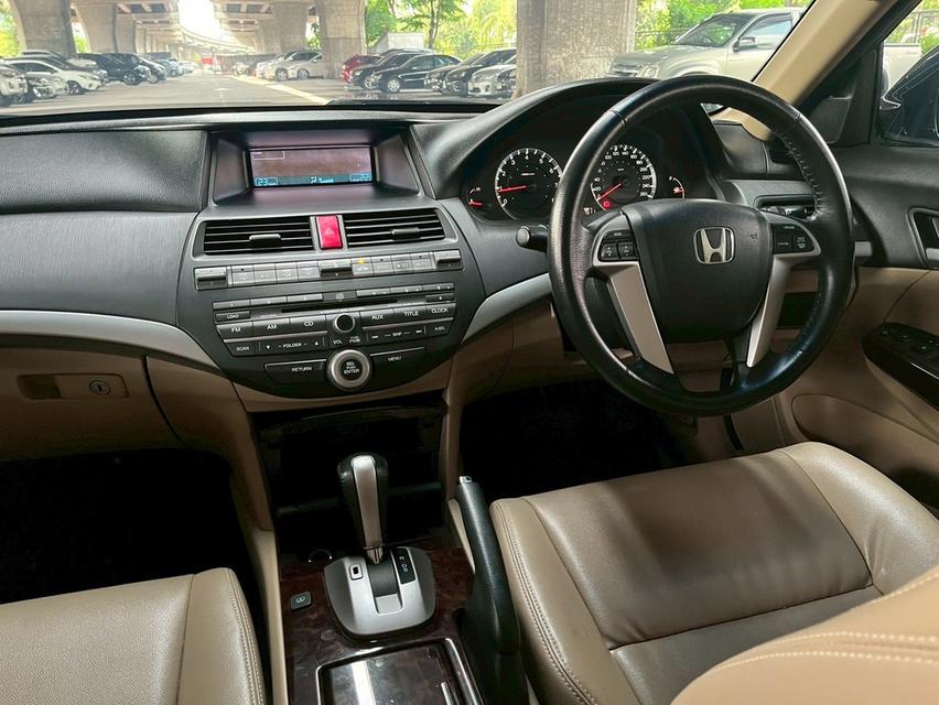 รหัสรถ WMT53 Honda Accord 2.4 EL Navi ปี 2010 8
