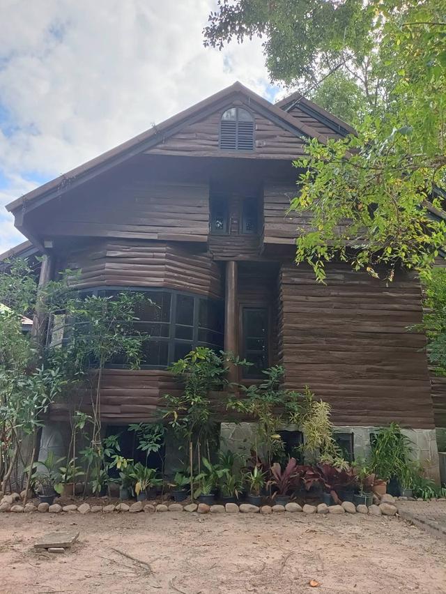 ขายที่ดินพร้อมสิ่งปลูกสร้าง บ้านไม้สักพร้อมสวน 20 ไร่ 2 งาน 59 ตร.ว. ทิศใต้ติดเนินเขา ชะอม แก่งคอย สระบุรี 3