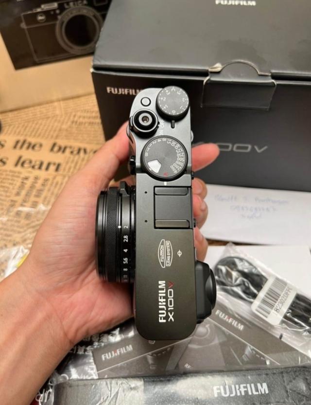 เปิดขายกล้อง Leica สีดำล้วน 3