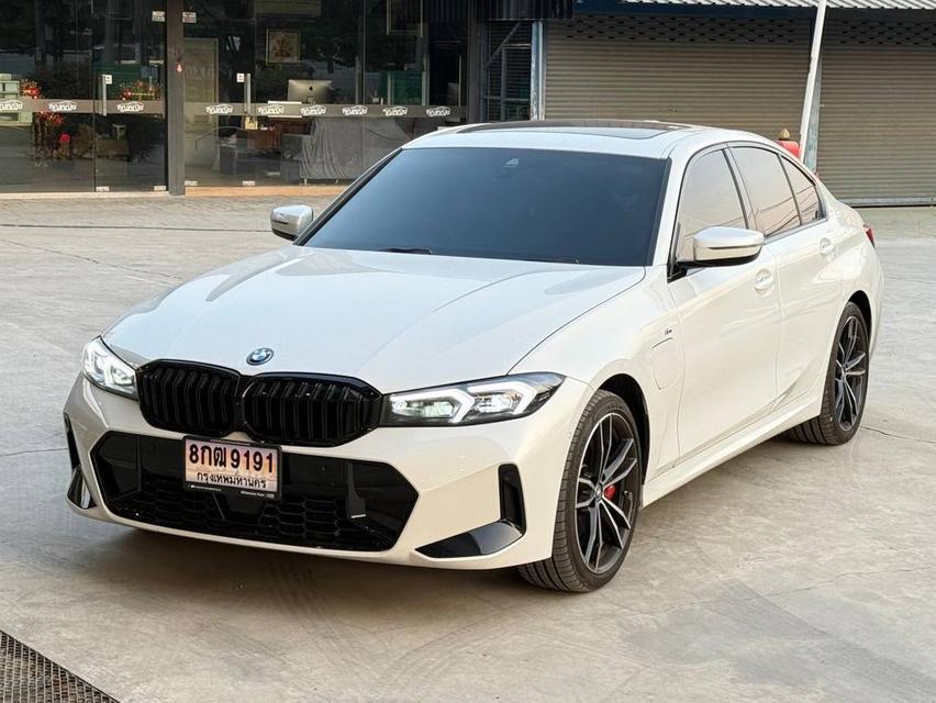 2024 BMW 330e M Sport LCI รถใหม่ไมล์ 6พัน คุ้มไปเกือบล้านบาท 3