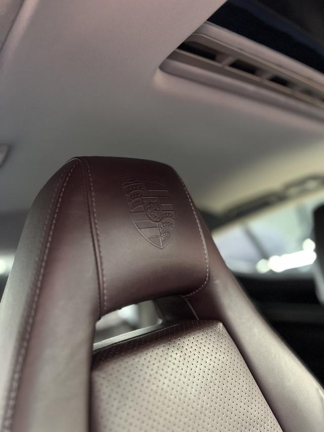Porsche Panamera 3.0 Hybird 8