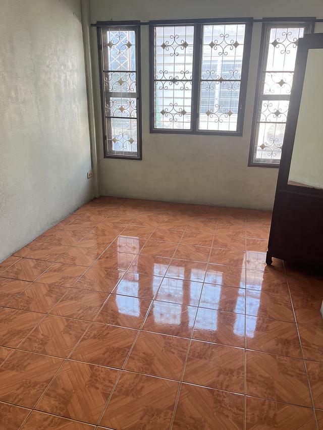 บ้านทาวเฮ้าส์ 2ชั้น พันท้ายนรสิงห์สมุทรสาคร 6