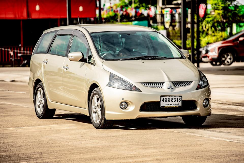 Mitsubishi Space Wagon 2.4 GT ปี 2005 ท๊อปสุด