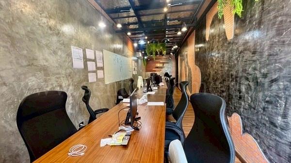 ทาวน์โฮม 3 ชั้น บ้านกลางเมือง รัตนาธิเบศร์ หลังมุม ราคาถูก 8