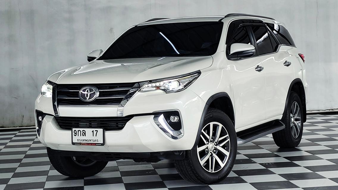 2017 TOYOTA NEW FORTUNER 2.4 V.4WD.SIGMA4 DISC 4 ล้อ 6