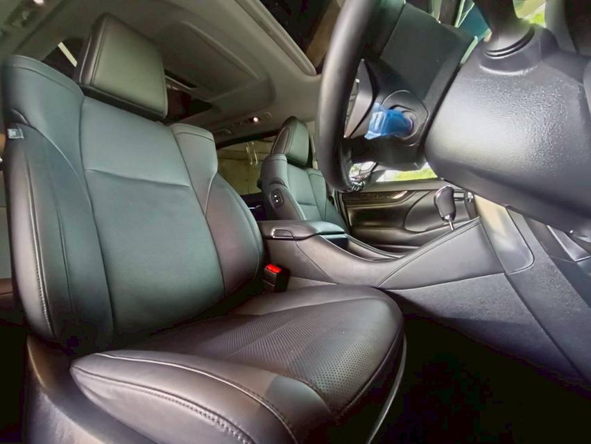 รหัสรถ PEAT3557 🚙🚐TOYOTA ALPHARD​ SC  ปี​ 19   12