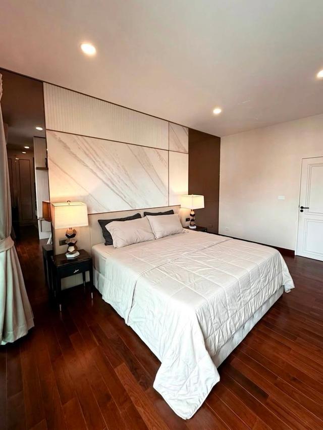 MHR235 Pet Friendly! ให้เช่าบ้านเดี่ยวหรู 2 ชั้น The City เอกมัย-ลาดพร้าว เลี้ยงสัตว์ได้ ติดตั้ง Solar Cell ประหยัดไฟ ใกล้ KIS, SISB, Regent's 7