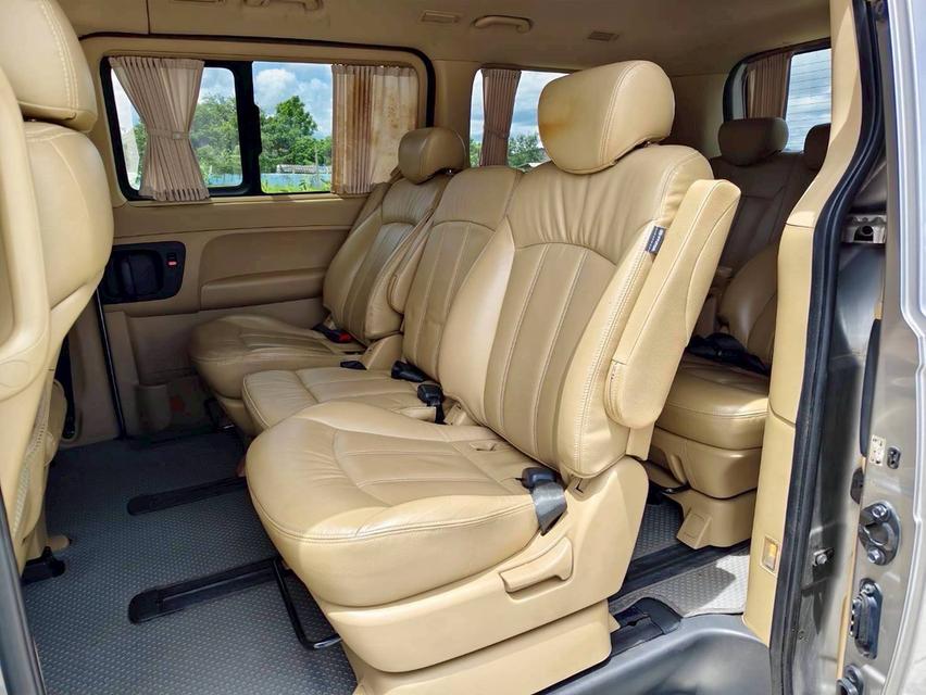 HYUNDAI H-1 2.5 ELITE A/T 2014 รถสวยดูแลมาอย่างดี สวยตรงปกทุกมุม 14