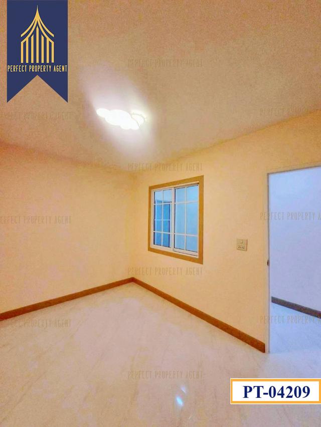 ทาวน์เฮ้าส์ดิเอมเมอรัลพาร์ค 2 ราคาย่อมเยาว์ 8