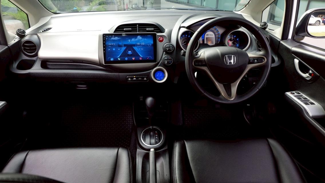 รหัสรถ TKG2366 HONDA JAZZ GE 1.3 รุ่น HYBRID 2013 12