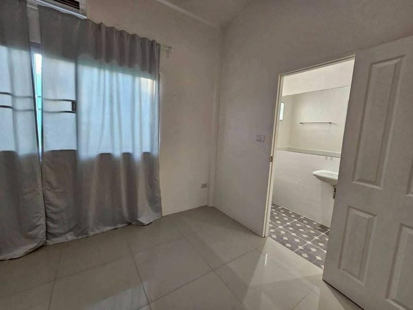 ให้เช่า  บ้านเดี่ยวชั้นเดียว  ซ.25แยก12 ถ.เสนานิคม1 แขวงจรเข้บัว เขตลาดพร้าว 10