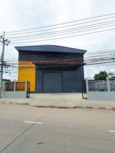 ให้เช่าโกดังพร้อมออฟฟิศ 1300 ตร.เมตร ติดถนนใหญ่ รถเทรนเลอร์เข้าจอดได้ ย่านวัชรพล รามอินทรา ติดถนนใหญ่ ใกล้ทางด่วนรามอินทรา-อาจณรงค์  