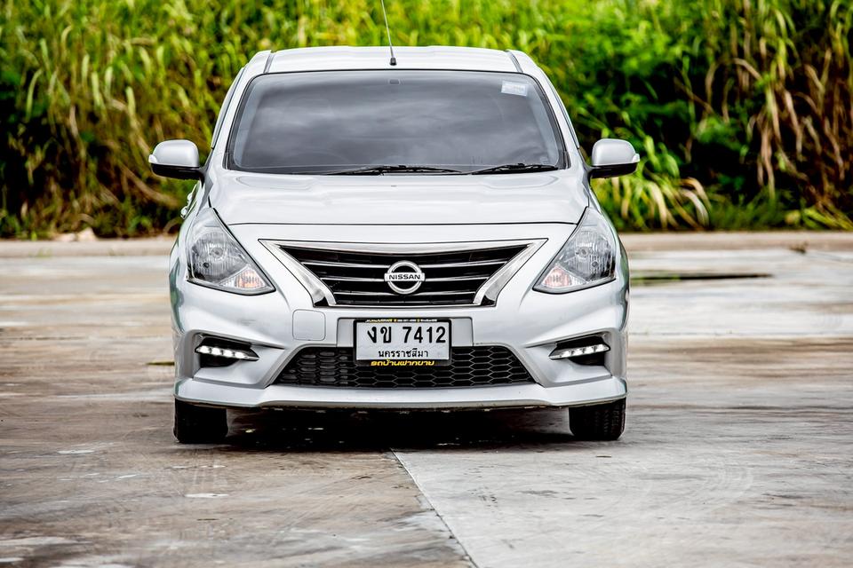 Nissan Almera 1.2E ปี 2019 สีเทา เกียร์ออโต้   2