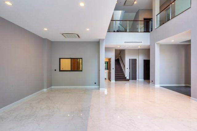 #ขายบ้านหรู 🏡 พร้อมสระว่ายน้ำ บ้านเดี่ยว 3 ชั้น ซ.วิภาวดี 62 ใกล้ทางด่วน – สนามบินดอนเมือง 3