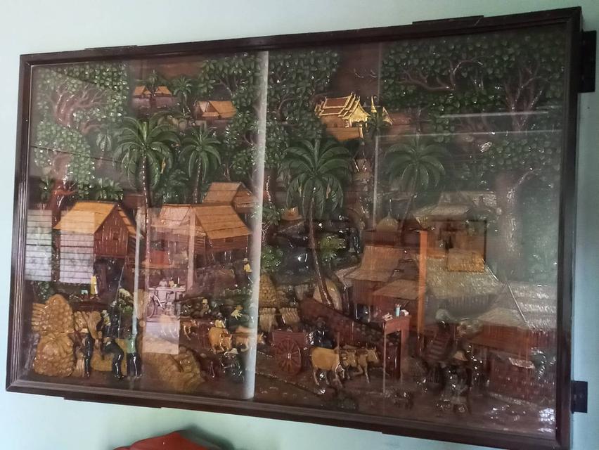 แผ่นไม้สักแกะสลัก ประดับฝาผนัง (วิถีชีวิตคนไทย) รูปที่ 5