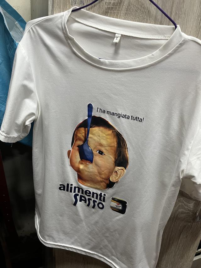 ขายเสื้อราคาถูกครับสอบถามได้