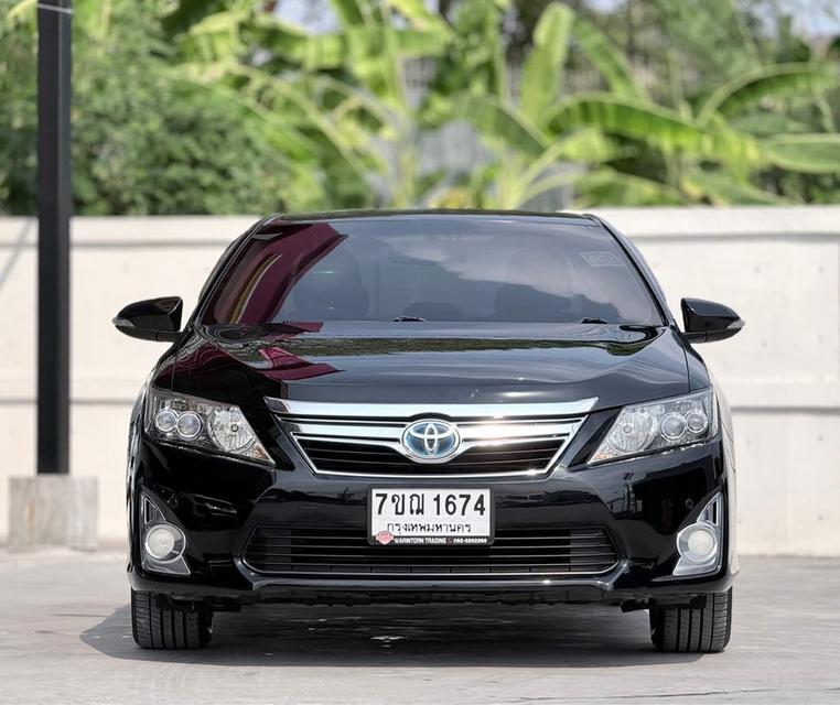 รหัสรถ WRT1674 2013 TOYOTA CAMRY, 2.5 HV DVD รูปที่ 2