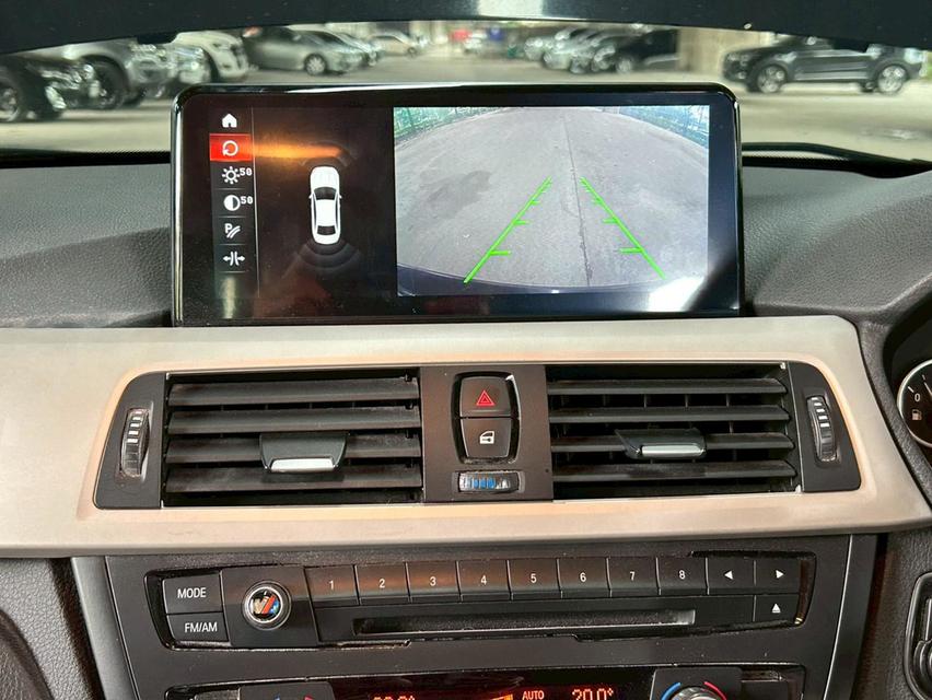 BMW 316i F30 Sedan AT ปี 2014 14