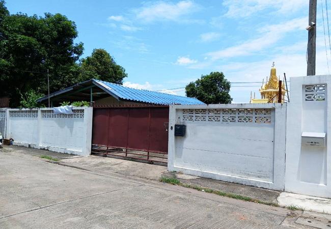 ขายที่ดิน 136 ตร.ว. พร้อมสิ่งปลูกสร้าง ซอยรามอินทรา 58 คันนายาว กรุงเทพมหานคร 2