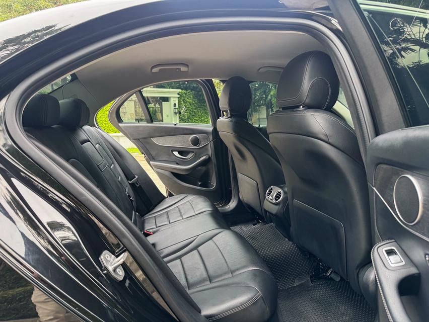 รหัสรถ AVA3003 ⭐️ Benz C220d ดีเซลล้วน W205 ปี 2022 13