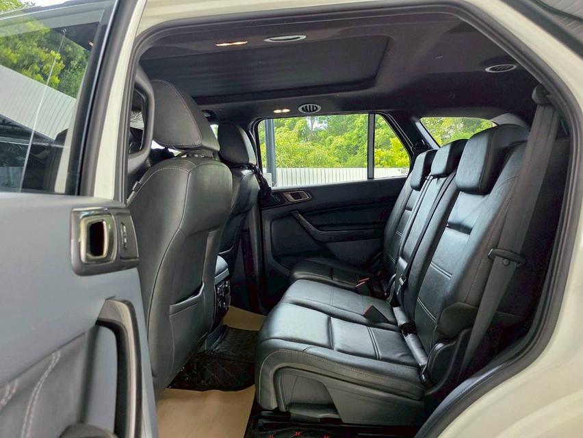ขาย Ford Everest 2.2Titaninm+ ปี17 15