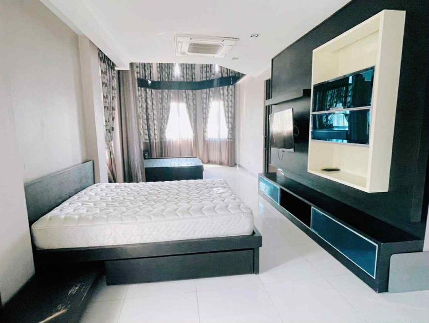 ขาย บ้านหรูทำเลดี 4 นอน 4 น้ำ หมู่บ้าน Golden Nakara อ่อนนุช 65- พระราม 9-มอเตอร์เวย์ 114 ตรว 2 ชั้น 2