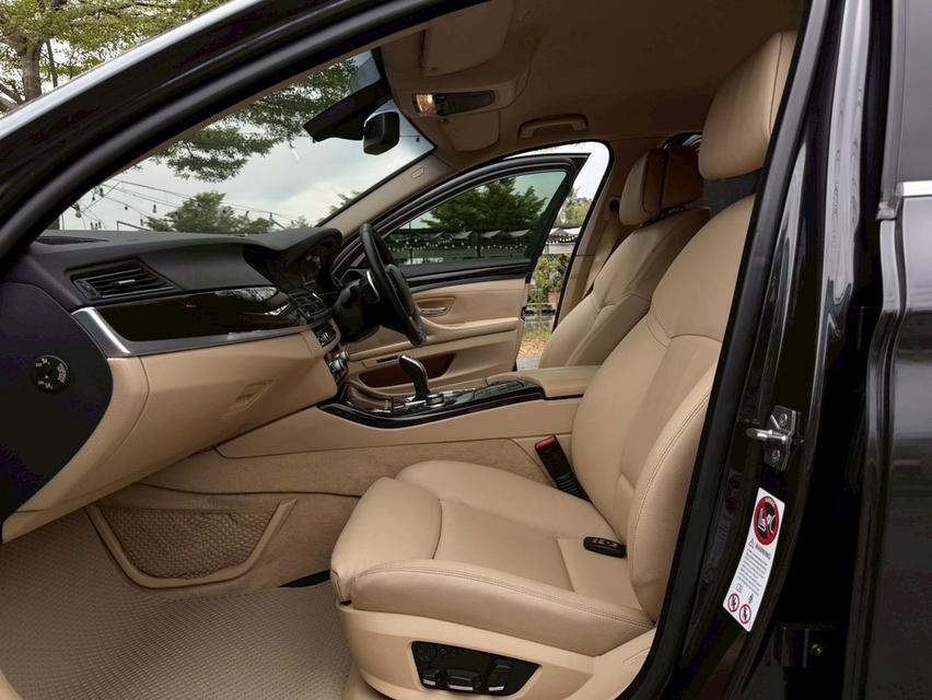 รถบ้านฝากขาย BMW 523i Highline ปี11 จด12 รถสวยใช้น้อย เครื่องนิ่ง ช่วงล่างแน่น รถขับดีมาก จอดในร่มตลอด 7