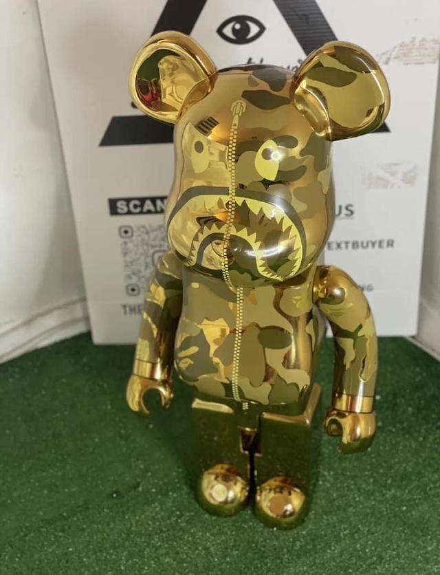 Bearbrick Camo Shark Gold 3