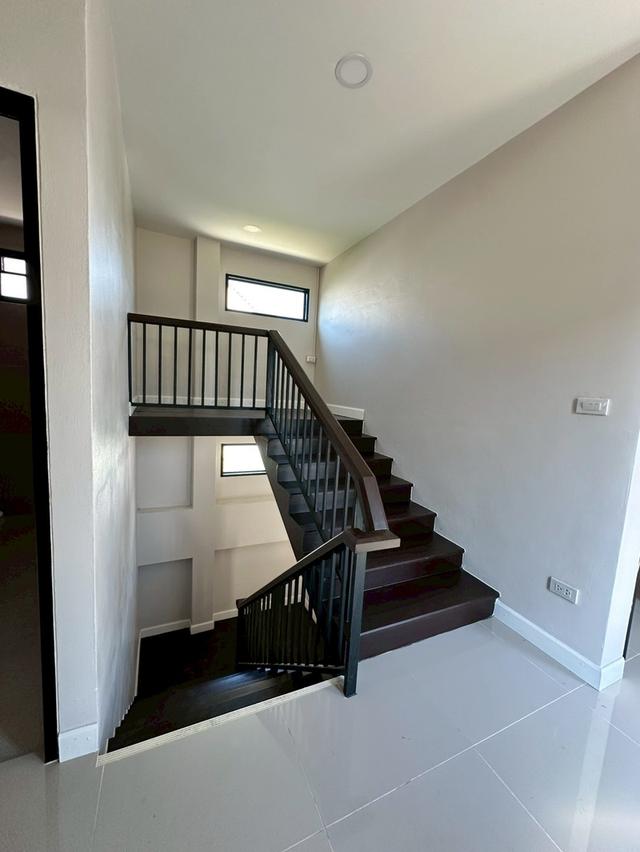 ขายบ้านเดี่ยว 2 ชั้น สร้างใหม่ ทำเลทองแจ้งวัฒนะ-ปากเกร็ด เดินไปห้างได้ ใกล้รถไฟฟ้า 13