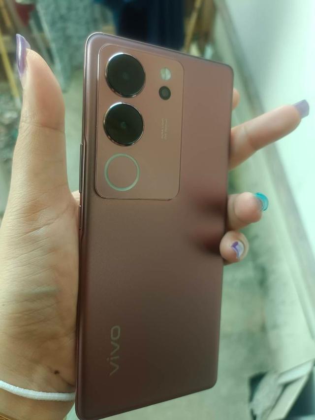 Vivo V29 โทรศัพท์มือสอง 2