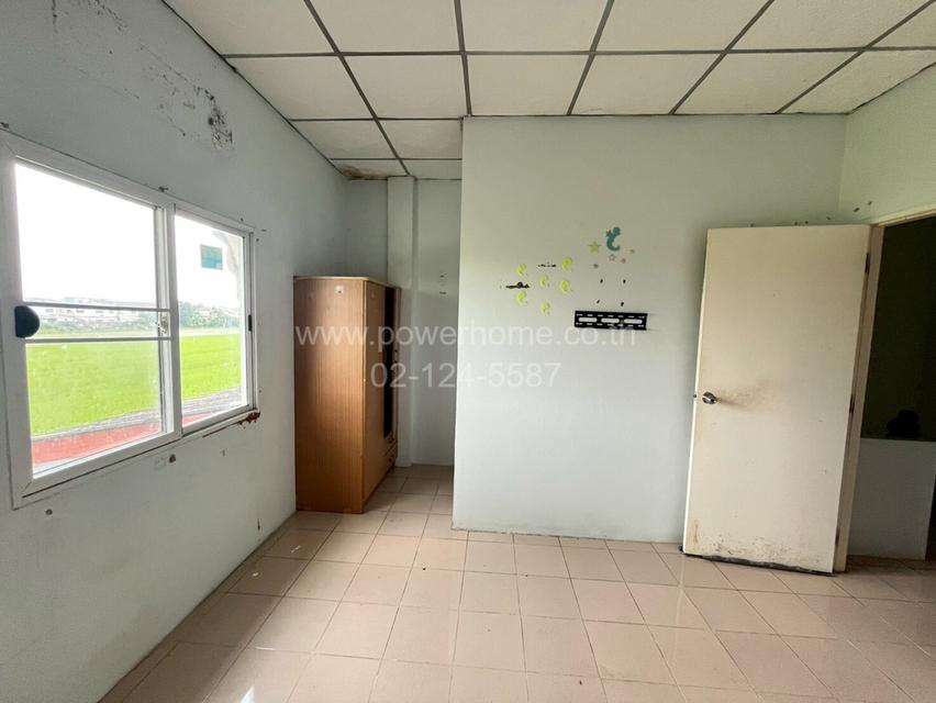 หมู่บ้านนันทวันเซนต์ 1 หนองจอก ซอย สังฆสันติสุข 34 ใกล้โรงเรียนเซนต์เทเรซา หนองจอก ถนนมิตรไมตรี แขวงกระทุ่มราย เขตหนองจอก กรุงเทพมหานคร 12