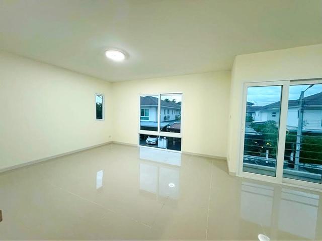 บิ๊กซี หทัยราษฎร์ 3.2 กม.รร.นานาชาติเกวลี 1.4 กม.ให้เช่า บ้านเดี่ยว 2 ชั้น 50 ตร.วา. 200 ตร.ม. ตลาดหทัยมิตร 3.2 กม. 3 นอ 4