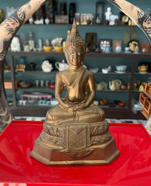 พระพุทธรูปเก่า เนื้อทองเหลือง
