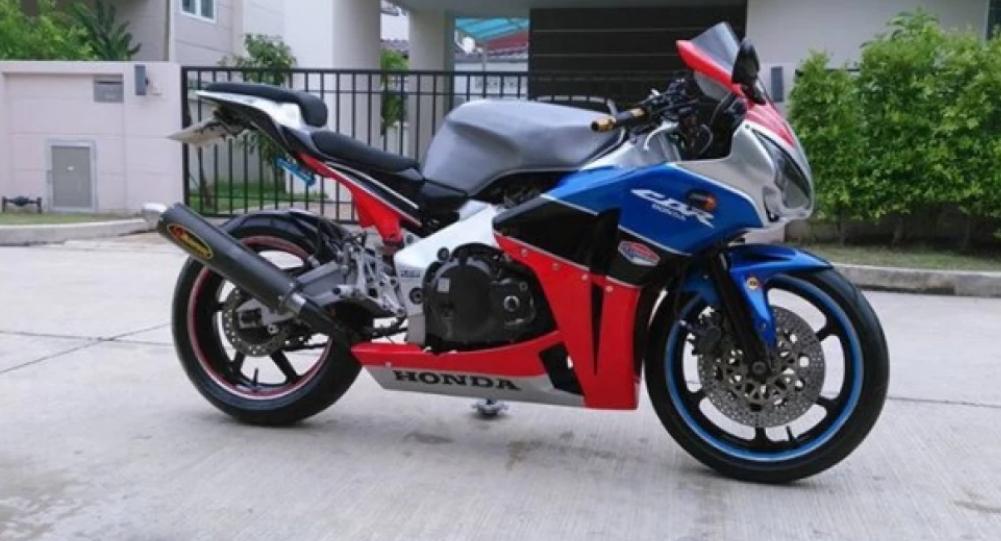 ขาย Honda CBR400 มือสอง 6