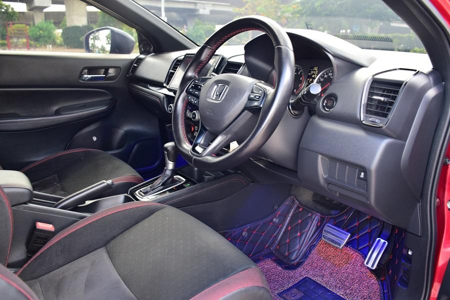 จ่ายแค่ 99 บาท ออกรถได้เลย HONDA CITY 1000 เทอร์โบ RS สปอรต์ 5ประตูท็อปออฟชั่นส์ ชุดแต่งรอบคัน มือเดียว  พร้อมใช้ โทร0957401229 ไอดีไลน์ UTBP 10