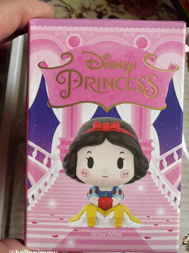 ขายด่วน ￼POP MART Disney Princess Series1 3