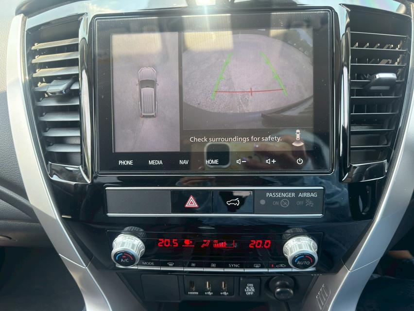 Mitsubishi Pajero 2.4GT 4wd ปี20 รูปที่ 8