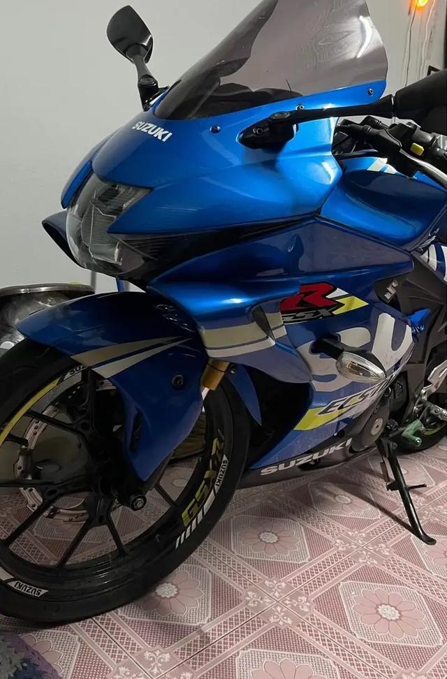 2018 Suzuki GSX150R 2