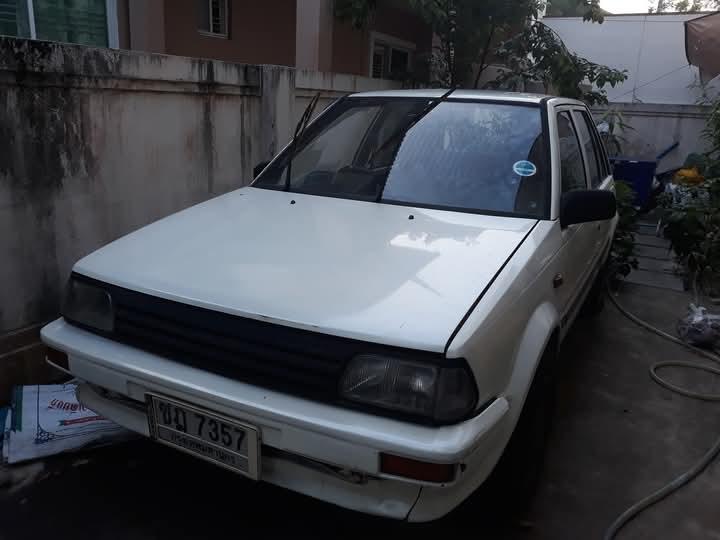 Toyota Starlet Ep71 สีขาวราคาถูก  2