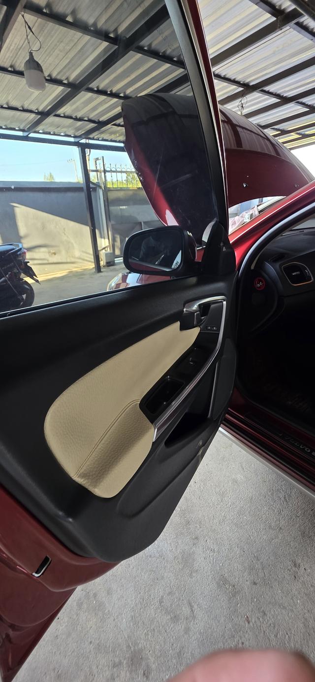 รถยนต์ volvo v60 มือสอง ปี2013 15