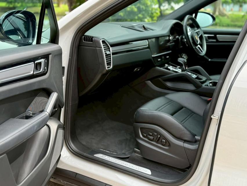 Cayenne Coupe Platinum 7