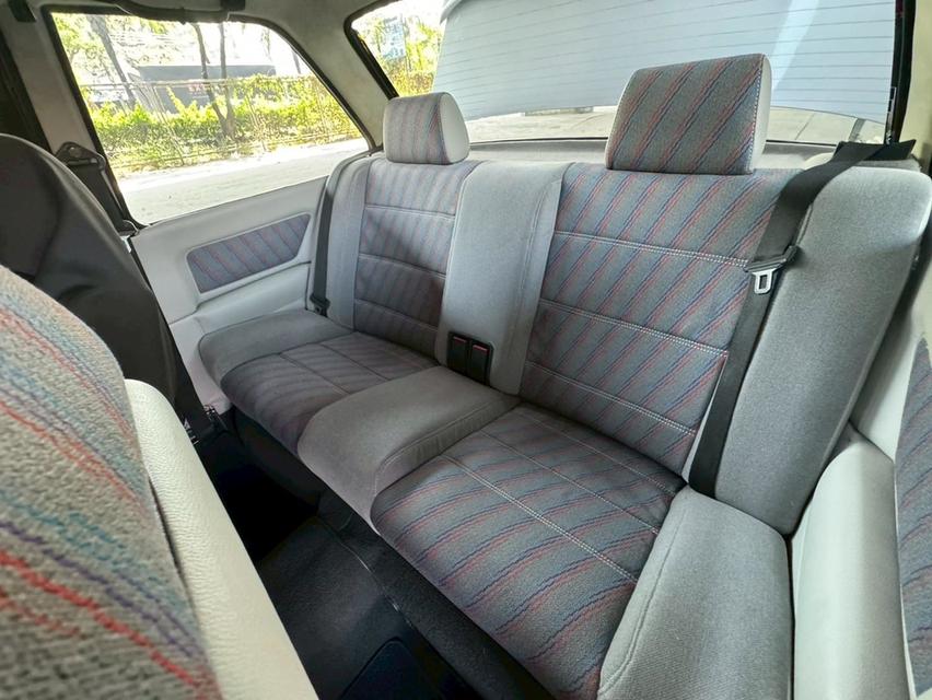 1990 BMW 318i E30 MT รถสวยจัด ตัวจี๊ดในตำนาน รูปที่ 10
