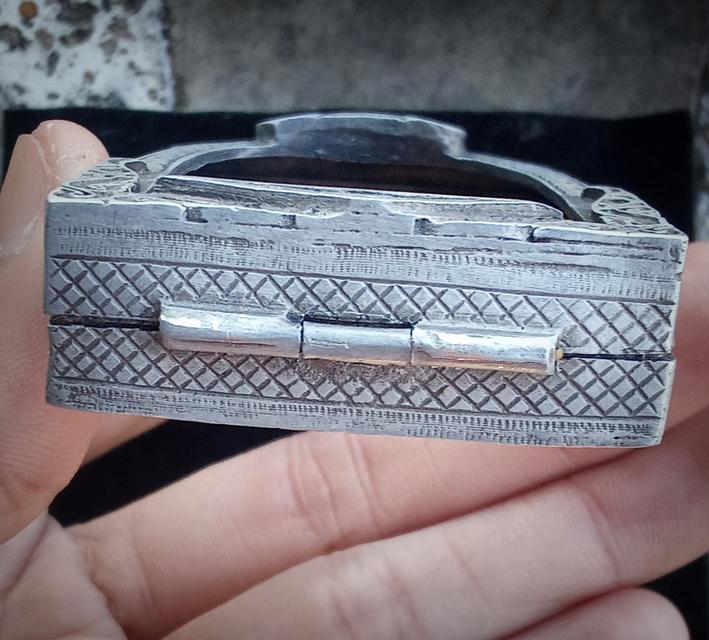 ตลับใส่พระสมเด็จ ลวดลายไทย รูปที่ 3