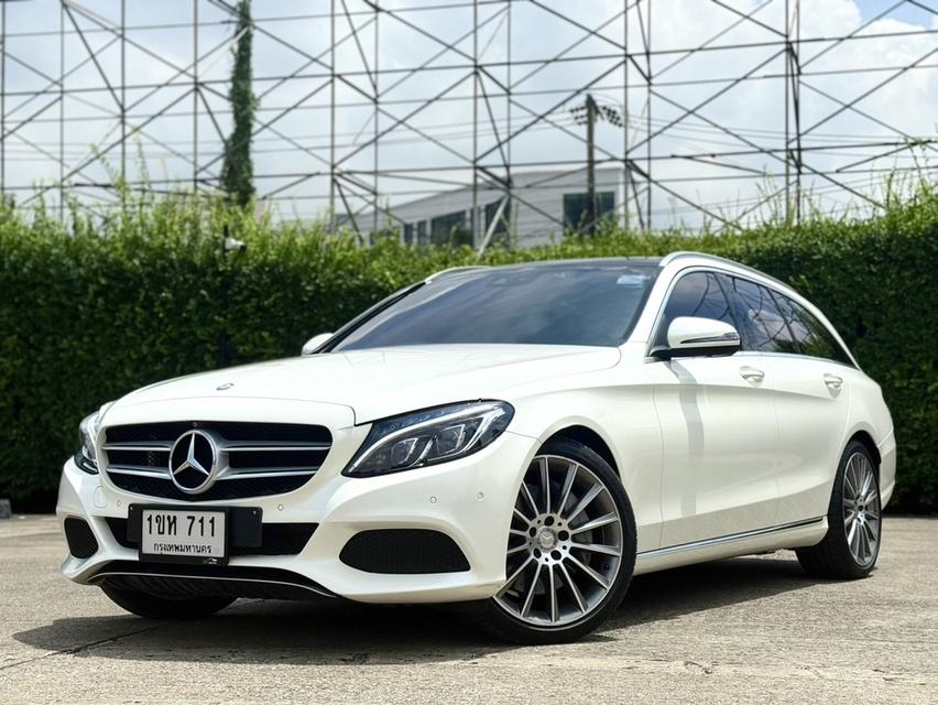 Benz C350e Estate AMG 2016 สีขาว