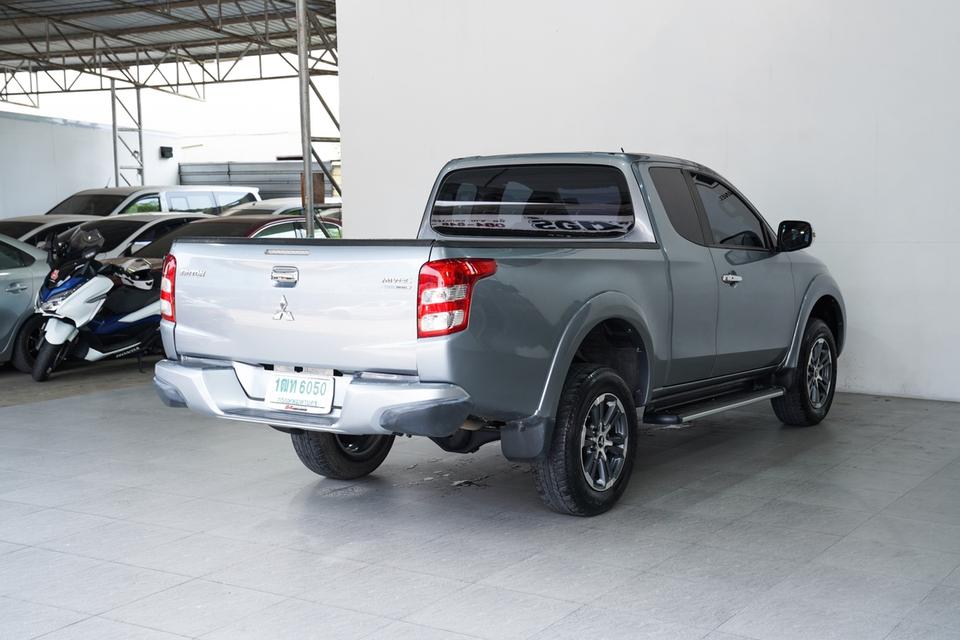 MITSUBISHI #TRITON PLUS 2:4 GLS CAB ปี 2015 สีเทา 3